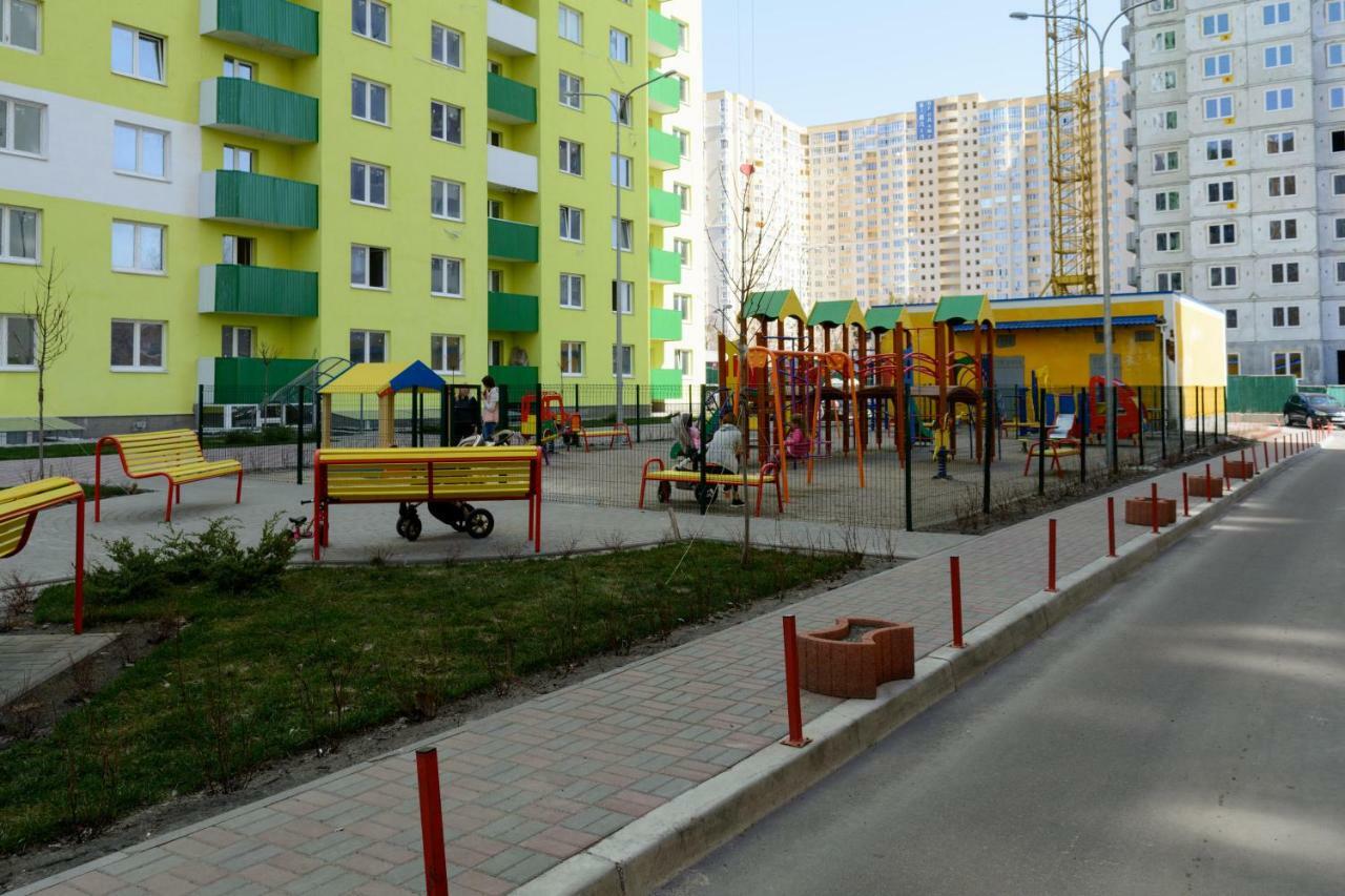 Квартира Подобово На Юлії Здановської, Вднг 基輔 外观 照片